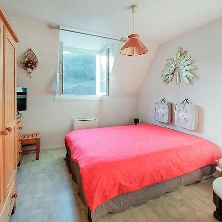 Cozy Apartment In Salins-Les-Bains With Wifi Esterno foto